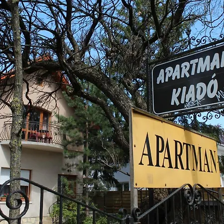 Vicze Apartmanhaz Guest house *