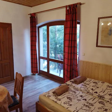 Vicze Apartmanhaz * Siófok