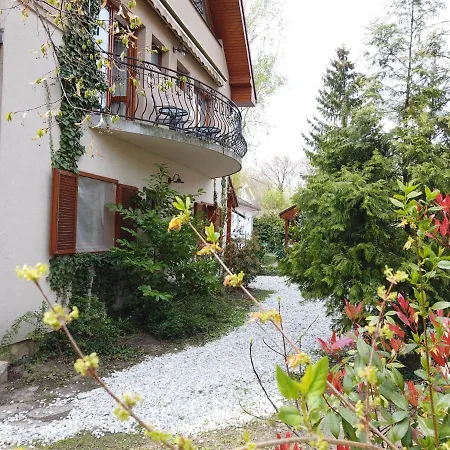 Guest house Vicze Apartmanhaz *