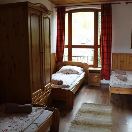 Vicze Apartmanhaz Guest house Siofok