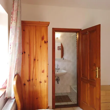 Vicze Apartmanhaz *
