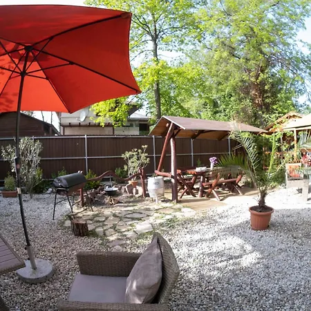 Vicze Apartmanhaz 3*